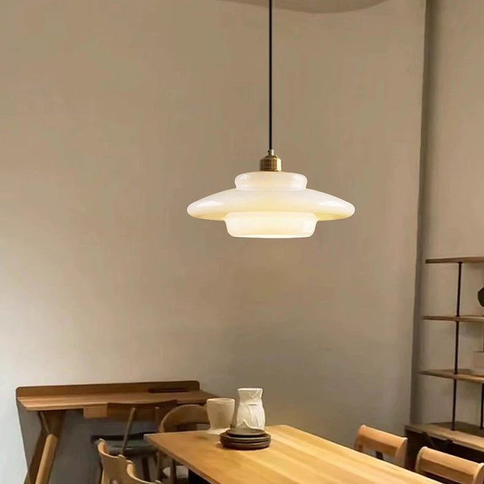 Tijdloze Witte Glazen Hanglamp voor een Elegant Interieur-light decor-De Bazelaar