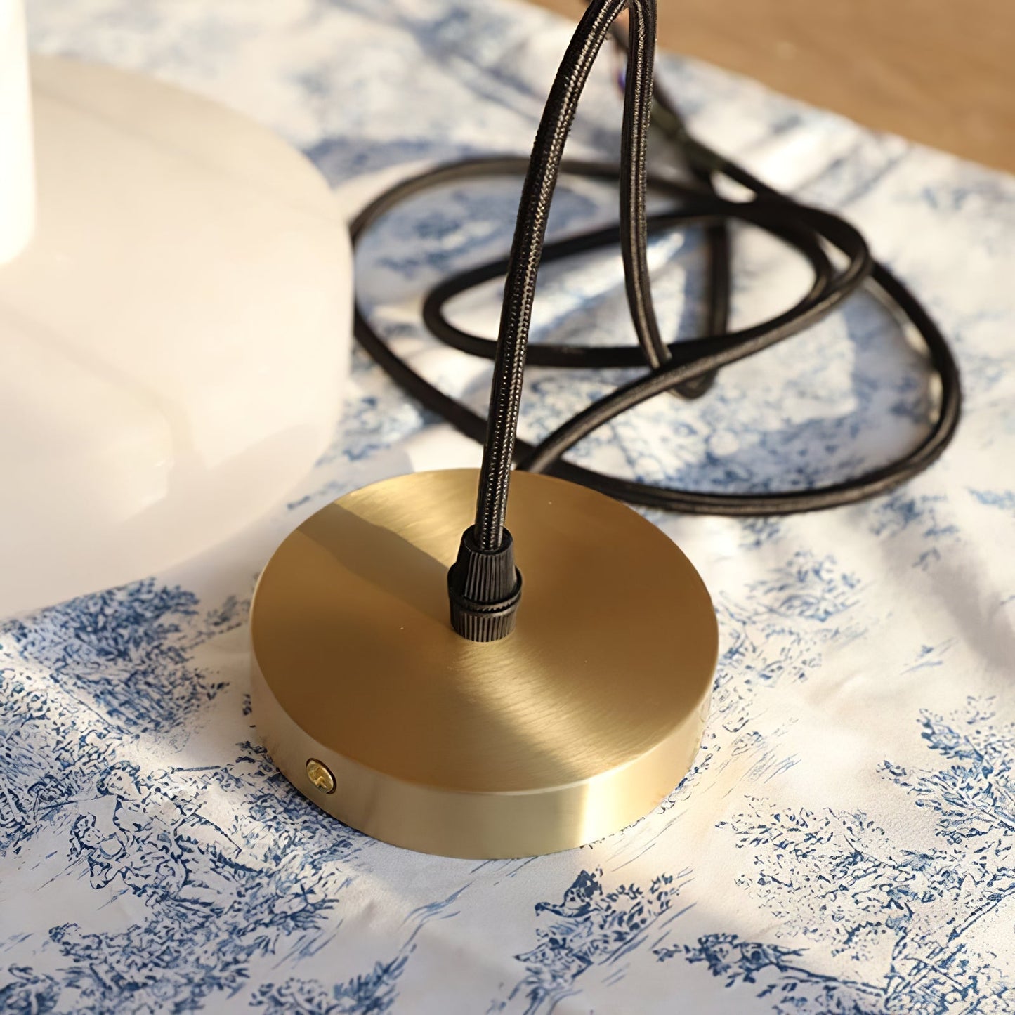 Moderne Witte Alabaster Hanglamp met Marmeren Lampenkap-light decor-De Bazelaar