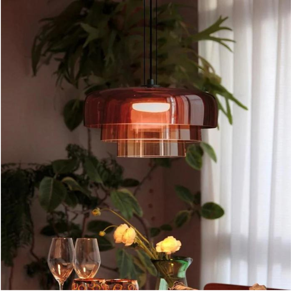 Hanglamp van Hemels Glas – Tijdloze Elegantie-light decor-De Bazelaar