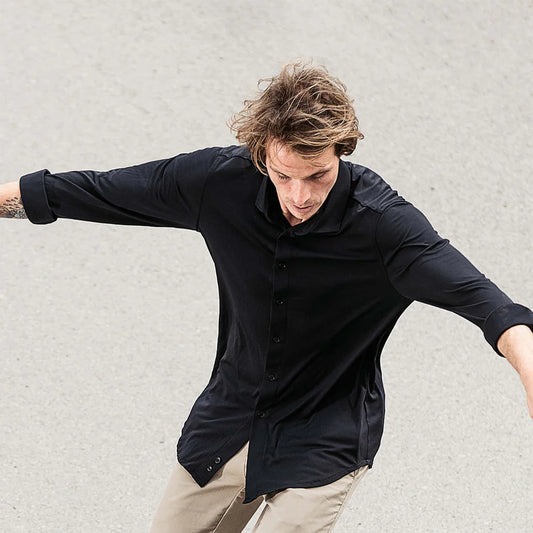 Herren-Stretchhemd – Immer ordentlich, nie bügeln