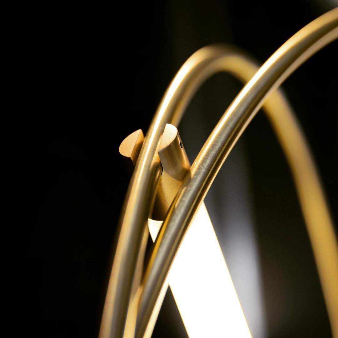 Moderne Scandinavische Hanglamp met LED en Luxe Afwerking-lamp-De Bazelaar