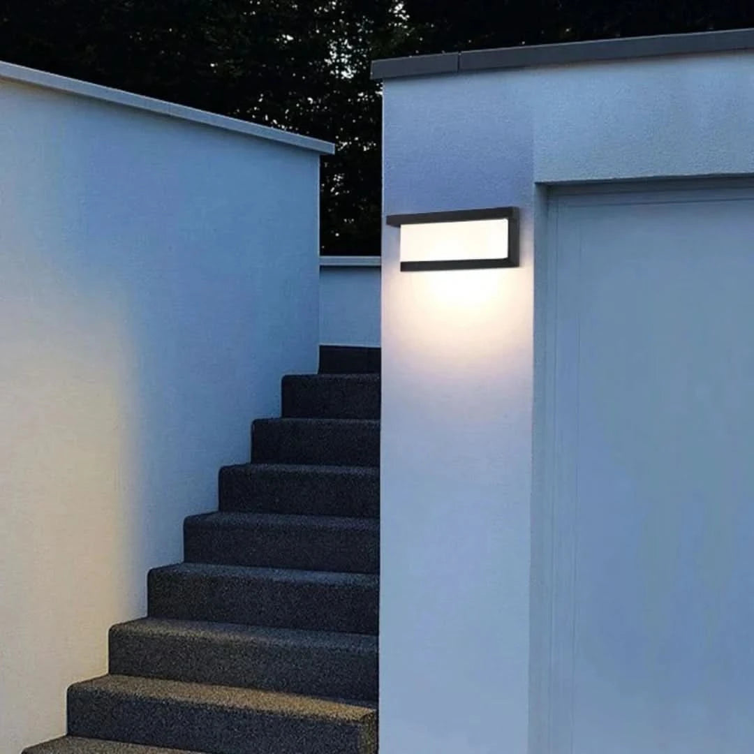 HorizonShine - Duurzame waterdichte LED Wandlamp