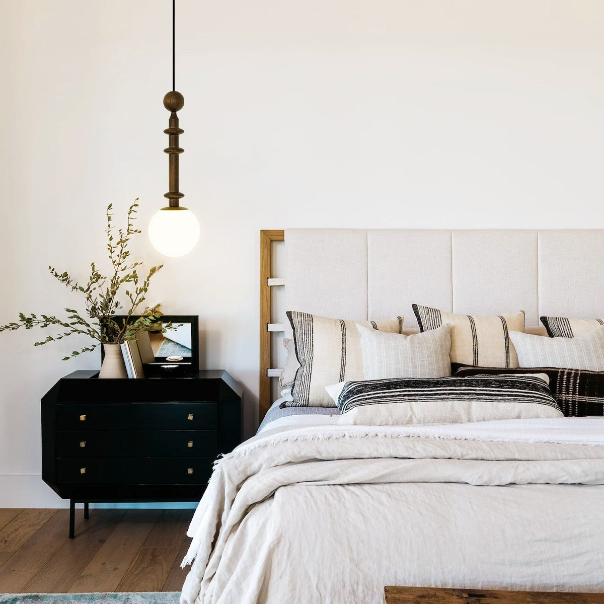 Romeinse Kolom Hanglamp - Tijdloze Elegantie en Moderne Verfijning-lamp-De Bazelaar