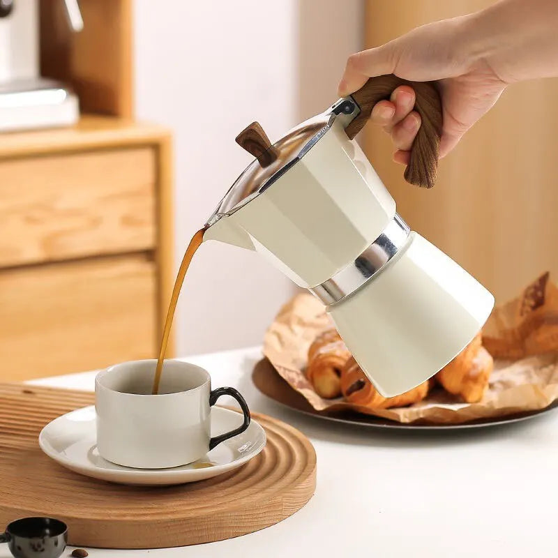 Stovetop Moka Pot - Houten Handvat - Krachtige Koffieervaring-Coffee & Tea-De Bazelaar