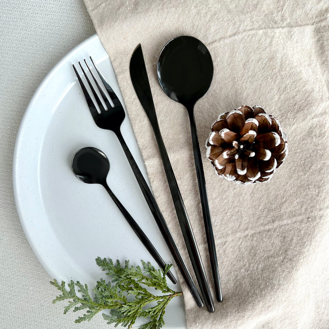 Zwart Modern Bestek Set - Gedurfd & Elegant - Uniek Dineren-Cutlery Sets-De Bazelaar