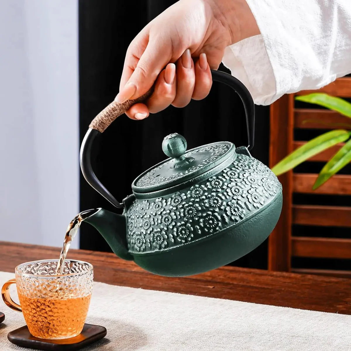Gietijzeren Theepot - Japanse Stijl - Met Infuser-Coffee & Tea-De Bazelaar