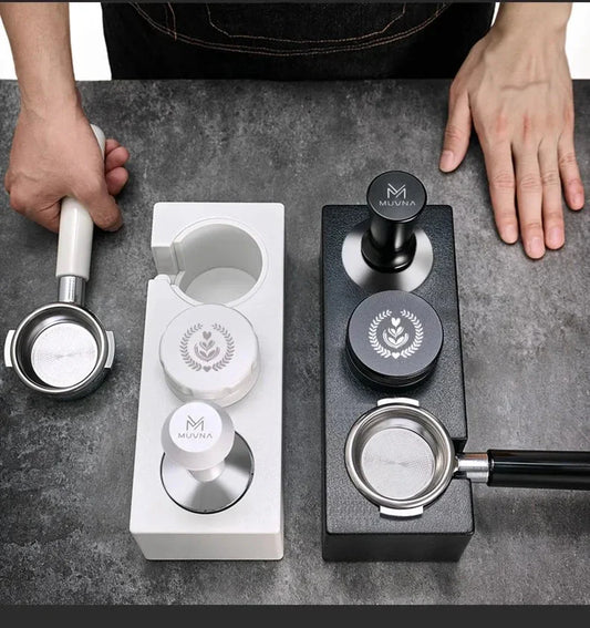 Verstelbare Portafilterhouder - Koffie Tampstation voor Perfecte Extractie-Coffee & Tea-De Bazelaar