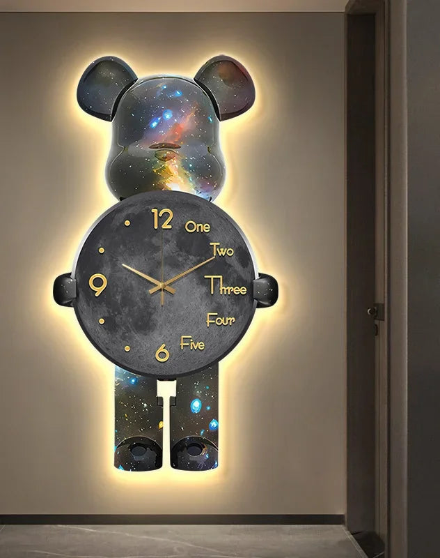Decoratieve Beer Wandklok - Uniek Ontwerp voor Kinderkamer - Speelse Tijdsaanduiding-Wall Clocks-De Bazelaar