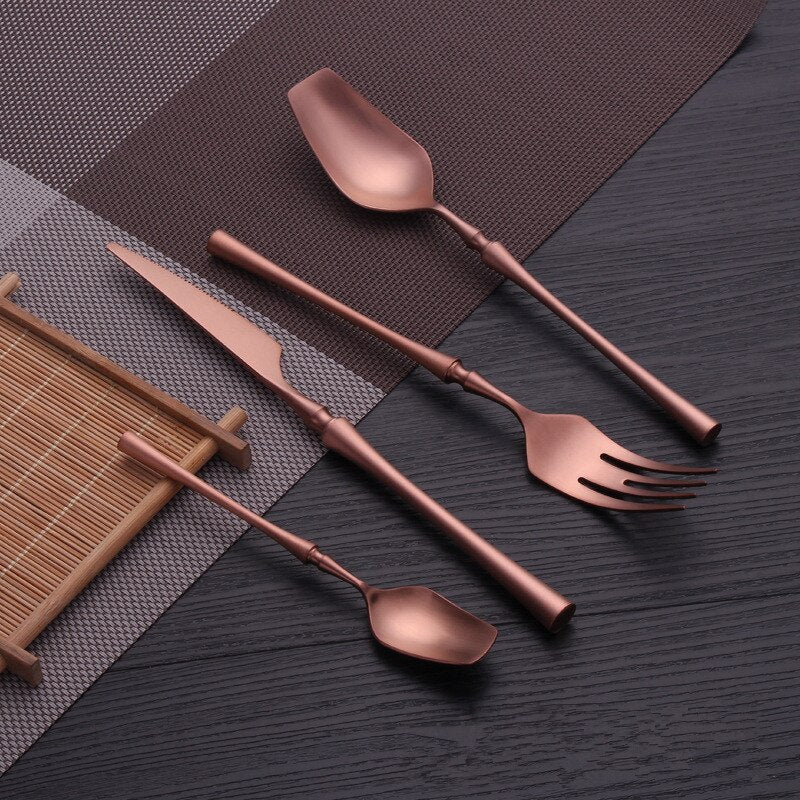 Egyptisch Geïnspireerd Bestekset - Elegantie & Duurzaamheid voor Eettafel-Cutlery Sets-De Bazelaar