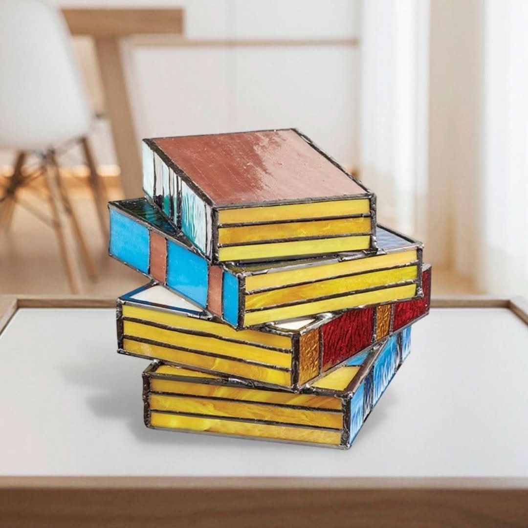 Glas Gestapelde Boekenlamp | Gebrandschilderd - #Glas Gestapelde Boekenlamp | GebrandschilderdDe Bazelaar