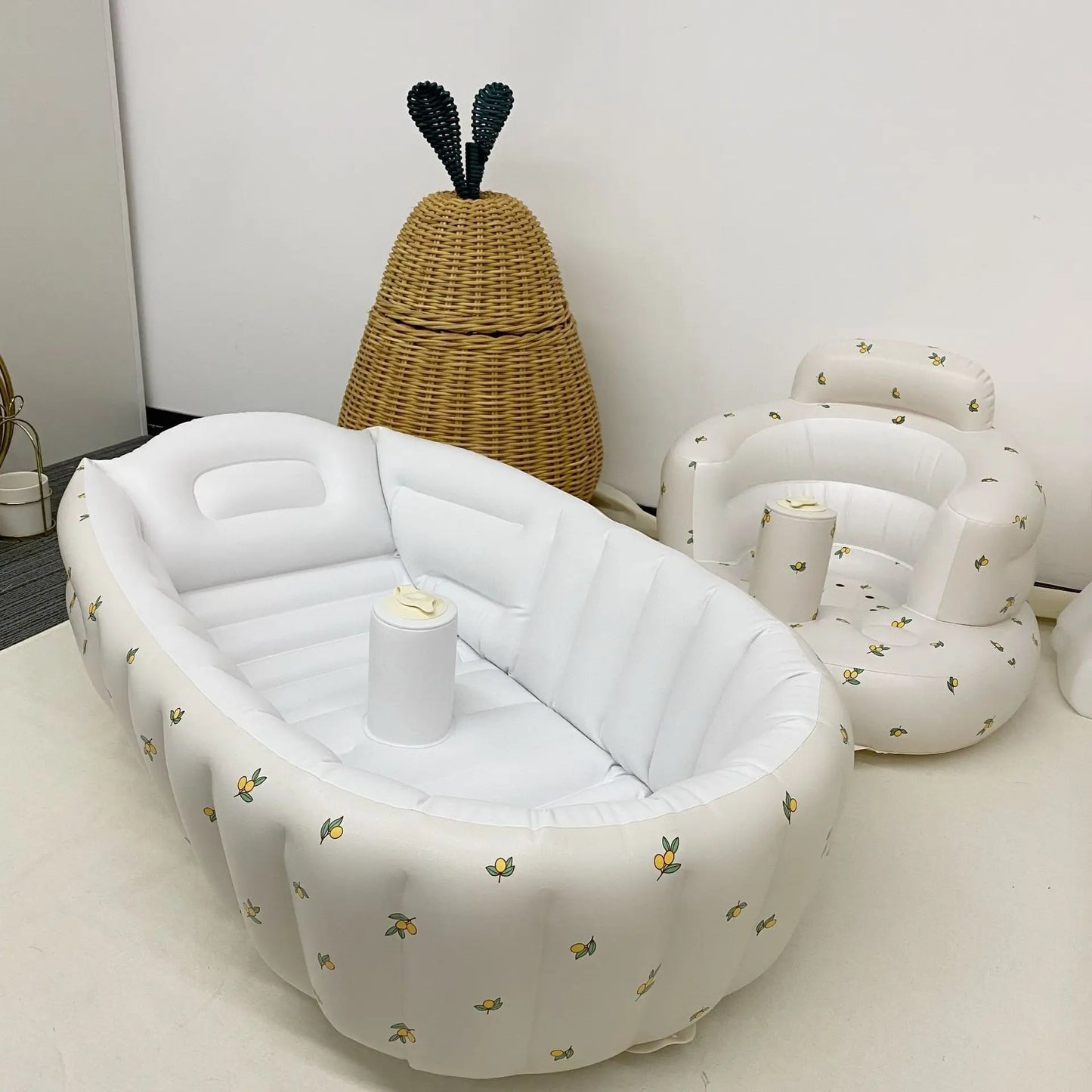 Blow Up Baby Bath™ - Veilig - Opblaasbaar - Voor Binnen en Buiten-Baby bath-De Bazelaar