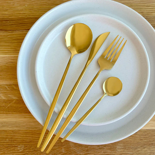 Strakke Gouden Bestekset - Elegantie voor Elke Eetervaring-Cutlery Sets-De Bazelaar