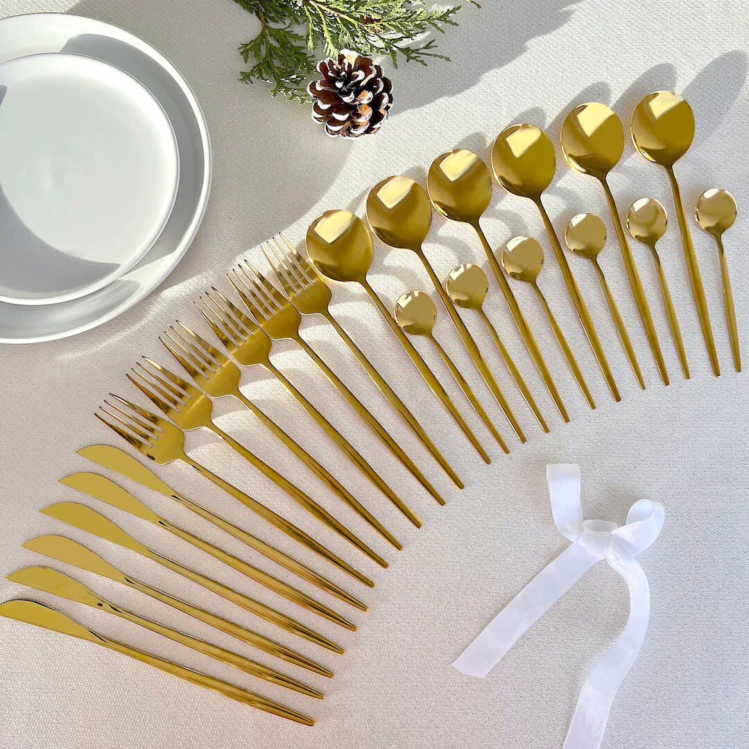 Strakke Gouden Bestekset - Elegantie voor Elke Eetervaring-Cutlery Sets-De Bazelaar