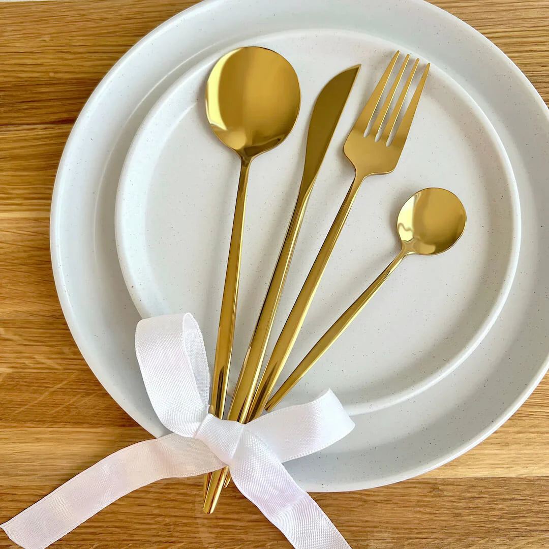 Strakke Gouden Bestekset - Elegantie voor Elke Eetervaring-Cutlery Sets-De Bazelaar
