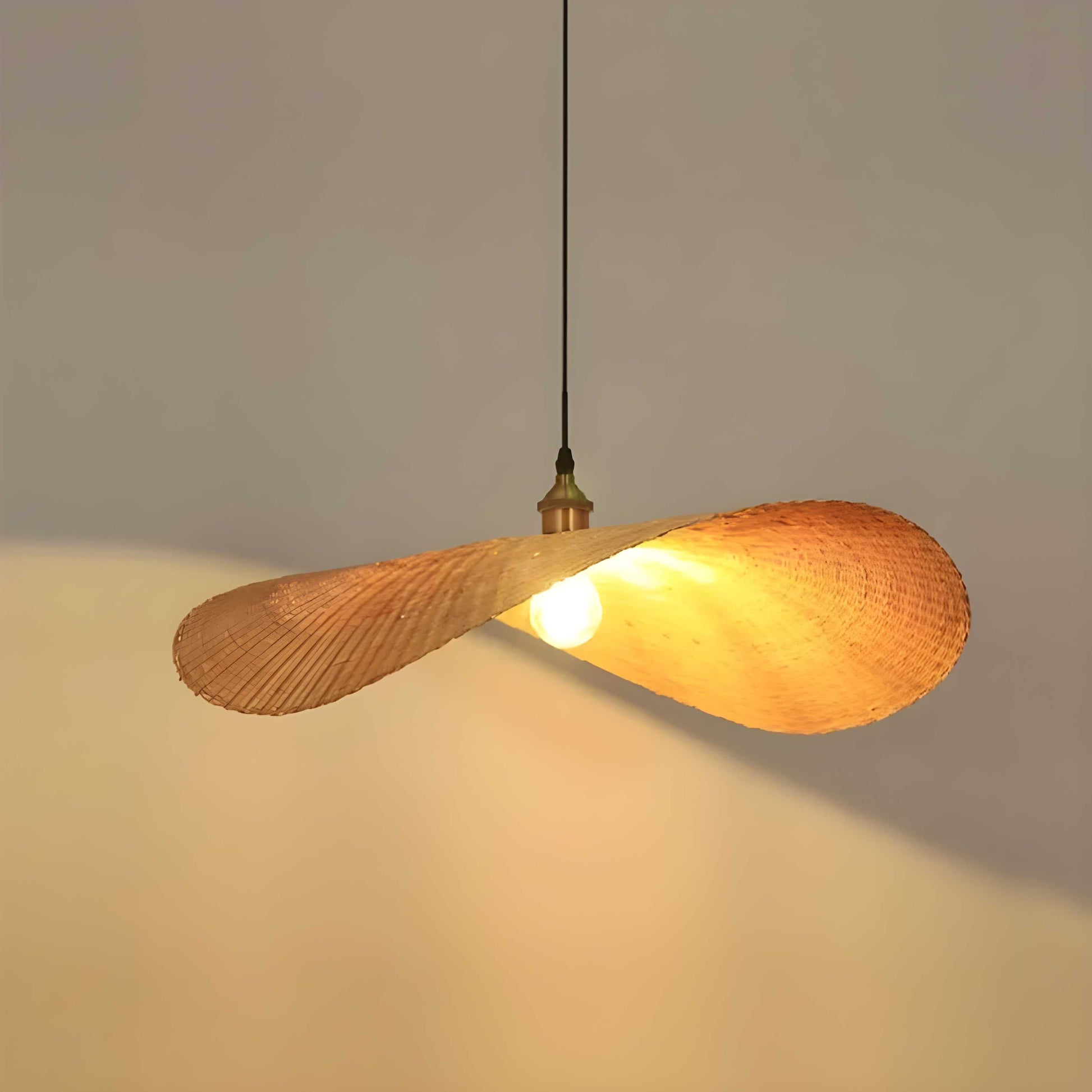 Hanglamp De Straling van Schaduwen – Tijdloos en Elegant-light decor-De Bazelaar