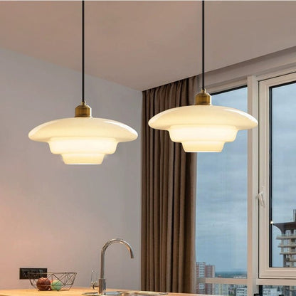 Elegante Hanglamp met Wit Glazen Scherm-light decor-De Bazelaar