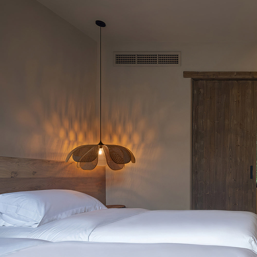 Hanglamp van duurzaam riet – NaturelChic design-light decor-De Bazelaar