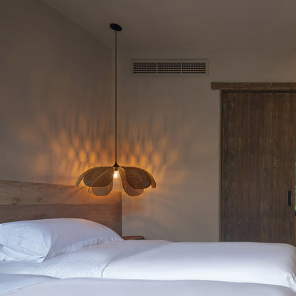 Hanglamp van duurzaam riet – NaturelChic design-light decor-De Bazelaar