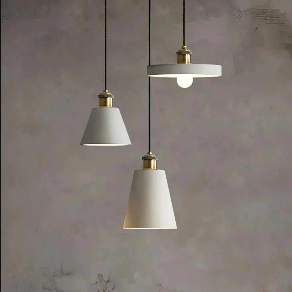 Scandinavische plafondlamp met modern design-light decor-De Bazelaar