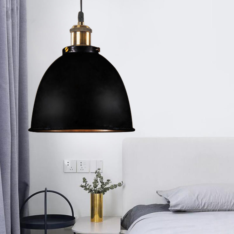 IronGlow Smeedijzeren Hanglamp – Stijlvolle Warmte en Sfeer-light decor-De Bazelaar