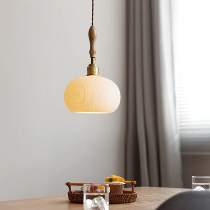Japandi Hanglamp van Keramiek en Hout-light decor-De Bazelaar