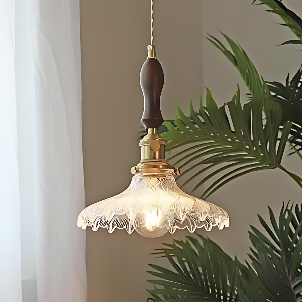 Retro Glazen Hanglamp met Houten Accenten-light decor-De Bazelaar