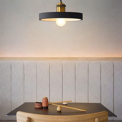 Scandinavische plafondlamp met modern design-light decor-De Bazelaar