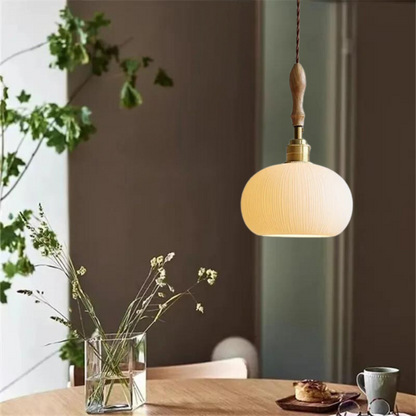 Japandi Hanglamp van Keramiek en Hout-light decor-De Bazelaar