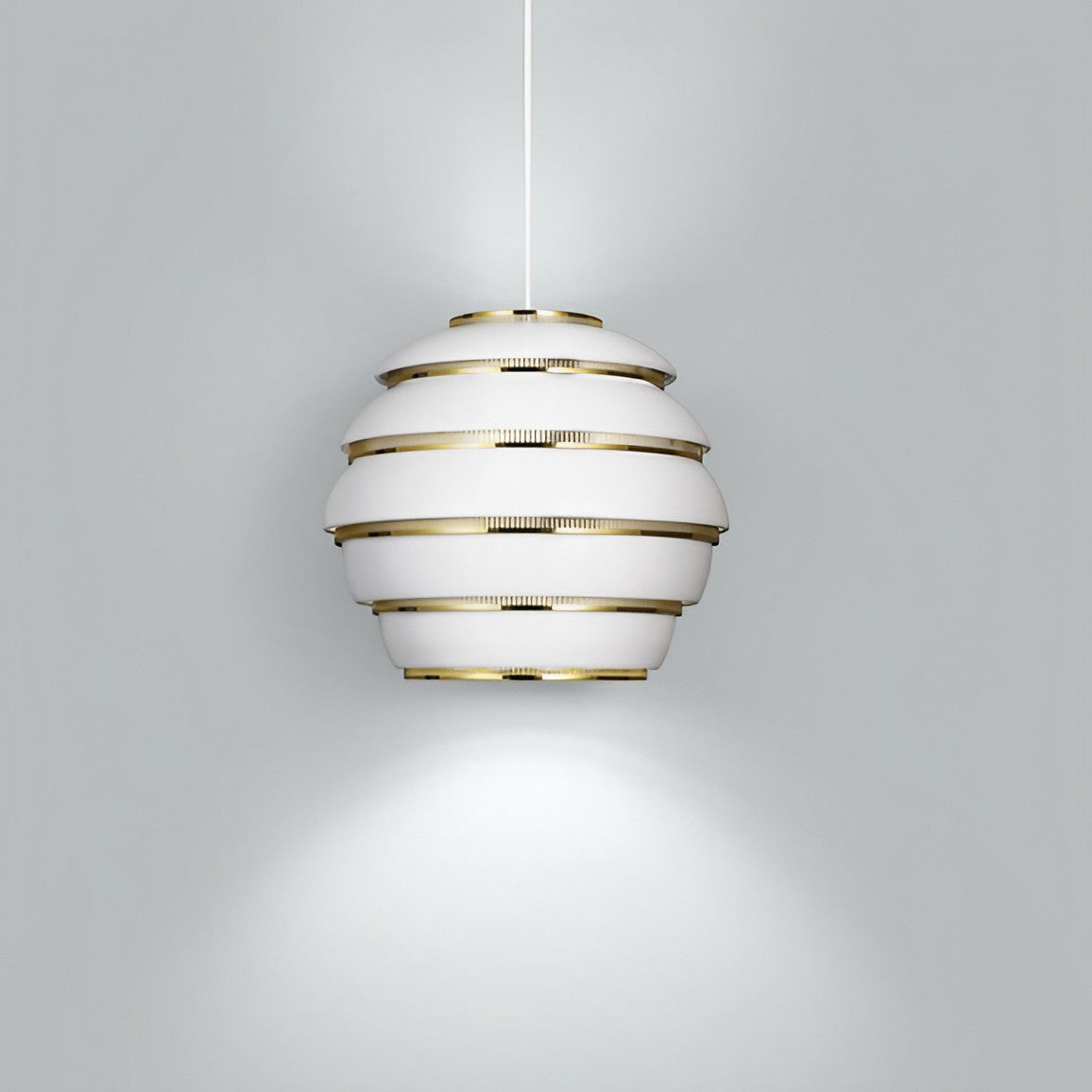 Minimalistische Plafondlamp met Diffuus Licht-light decor-De Bazelaar