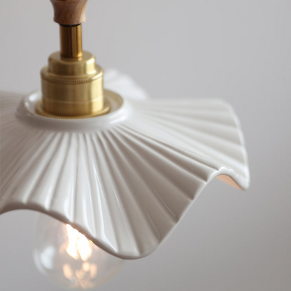 Vintage Hanglamp met Elegante Messing Accenten-light decor-De Bazelaar