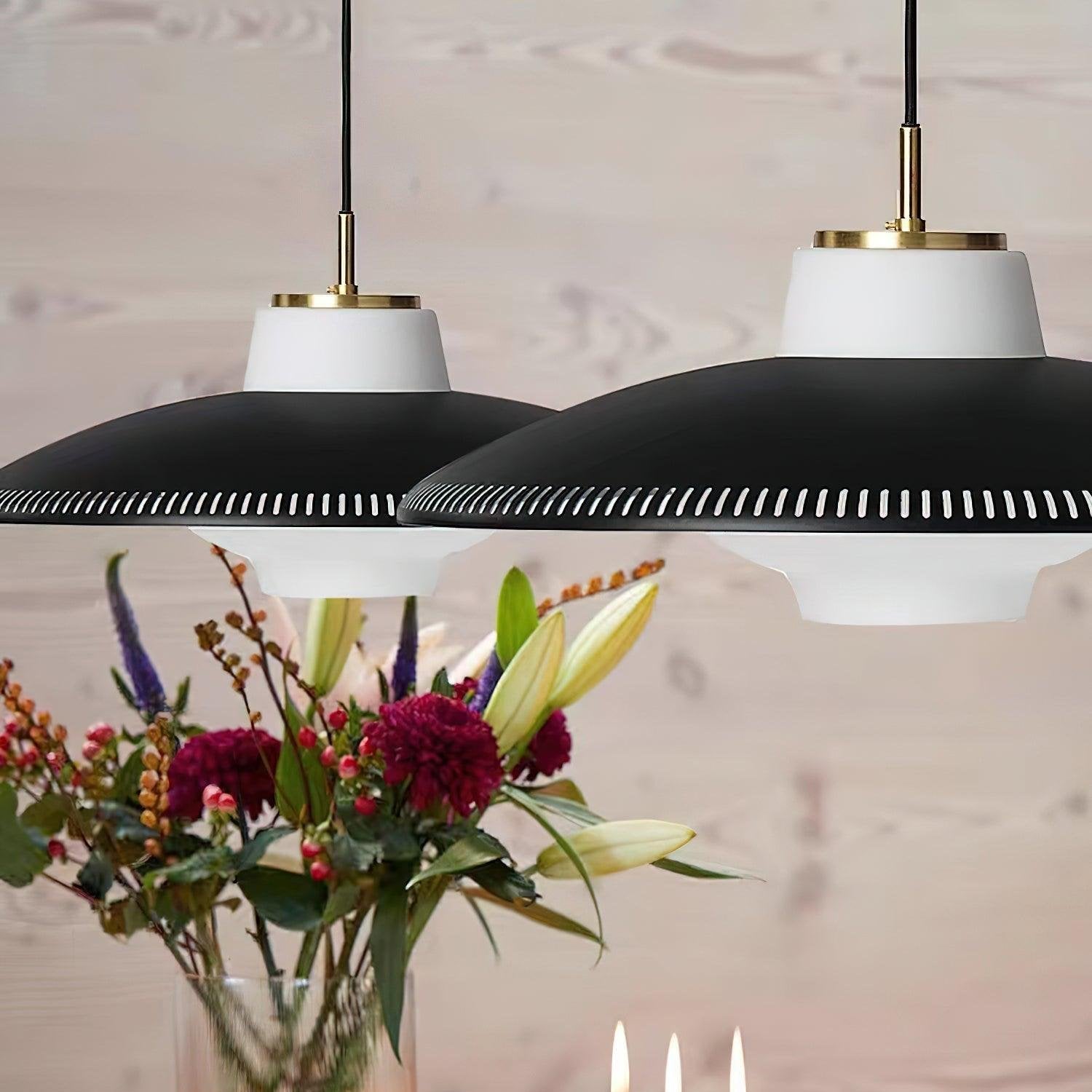 Alien Frisbee Hanglamp - Modern & Sfeervol Design-light decor-De Bazelaar