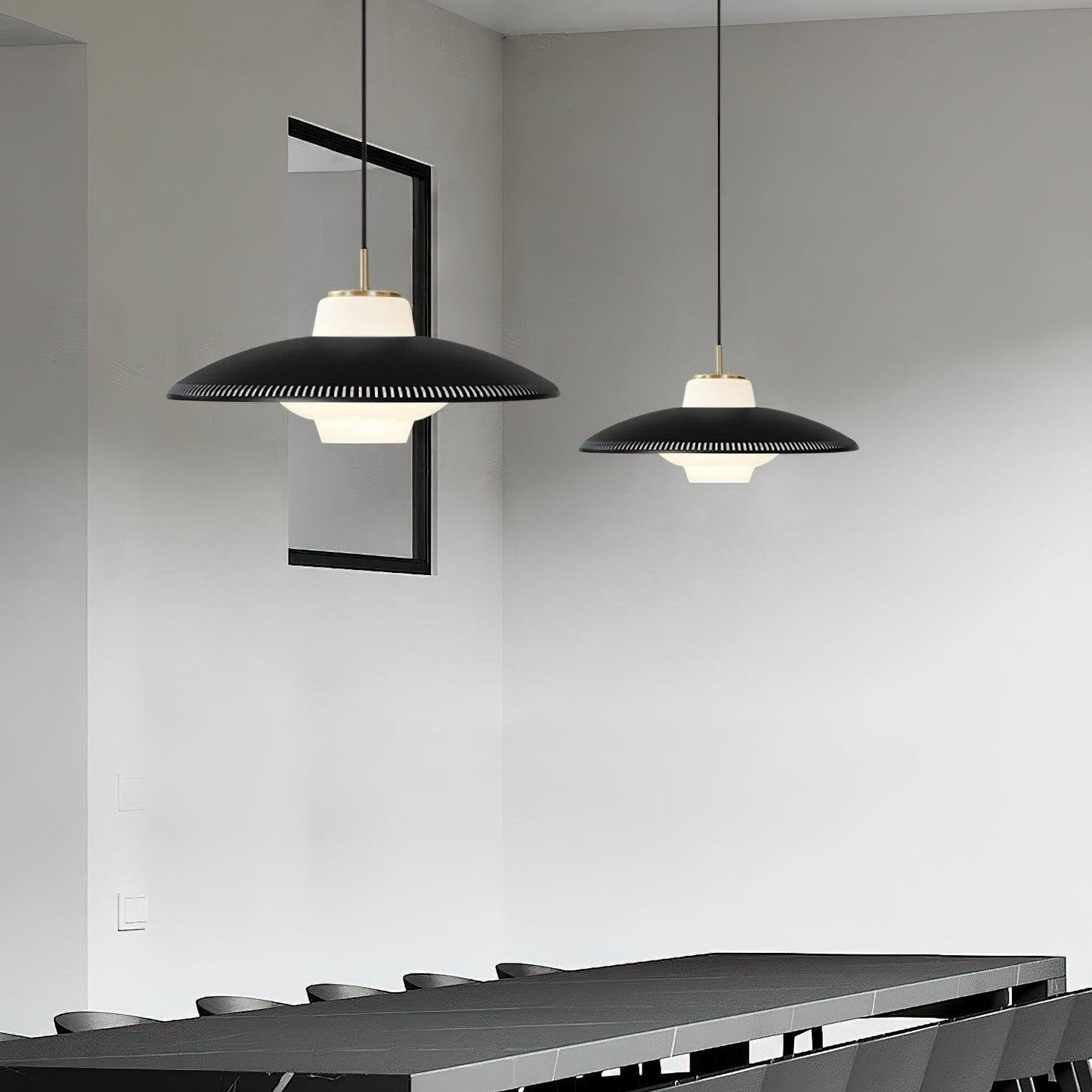 Alien Frisbee Hanglamp - Modern & Sfeervol Design-light decor-De Bazelaar