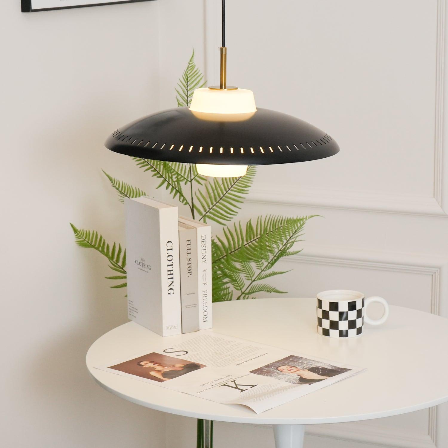 Alien Frisbee Hanglamp - Modern & Sfeervol Design-light decor-De Bazelaar