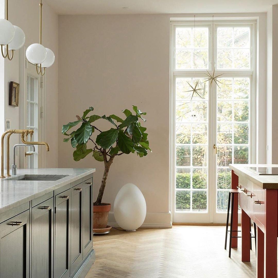 Moderne Hoeklantaarn voor Stijlvolle Verlichting-light decor-De Bazelaar