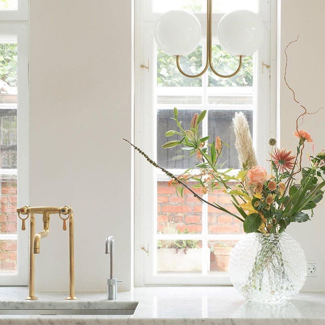 Moderne Hoeklantaarn voor Stijlvolle Verlichting-light decor-De Bazelaar