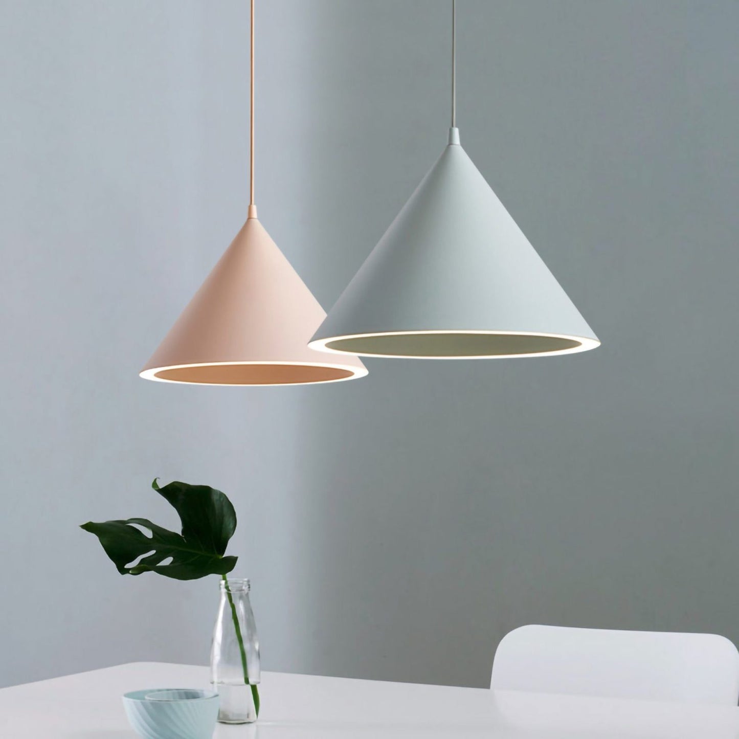Moderne LED Ringhanglamp met Kegelvormig Design-light decor-De Bazelaar