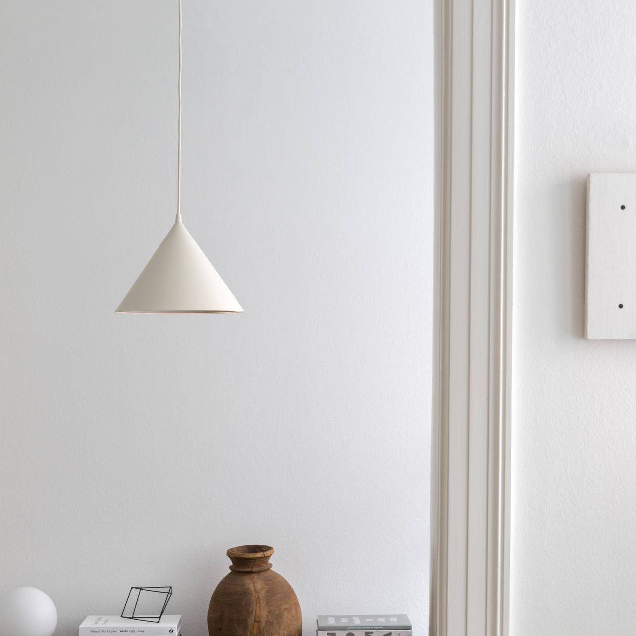 Moderne LED Ringhanglamp met Kegelvormig Design-light decor-De Bazelaar