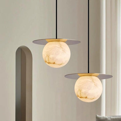 Luxe Sferische Tafellamp van Messing en Alabaster-light decor-De Bazelaar