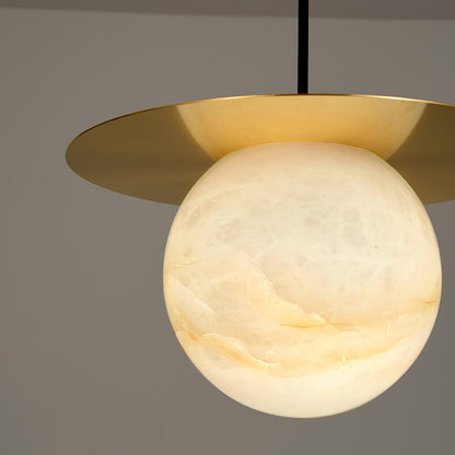 Luxe Sferische Tafellamp van Messing en Alabaster-light decor-De Bazelaar