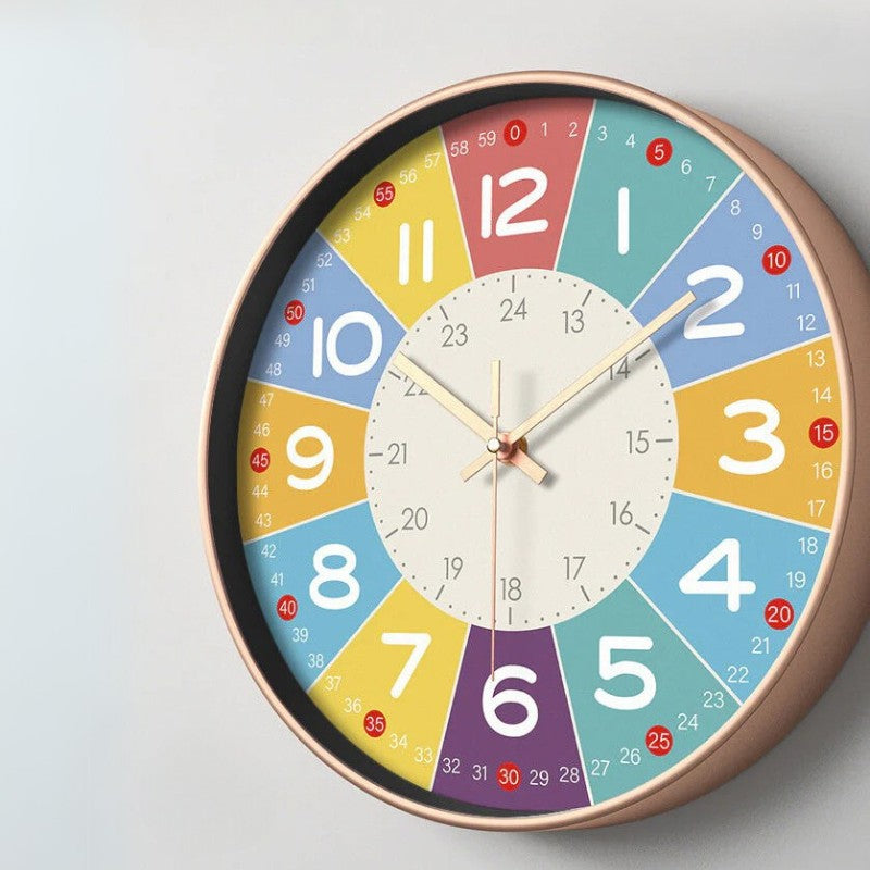 Kleurrijke Wandklok - Perfect voor Kinderkamers - Stijlvol en Stijlvol-Wall Clocks-De Bazelaar
