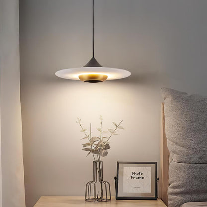 Moderne Hanglamp met Marmerdetails-Ceiling Lights-De Bazelaar