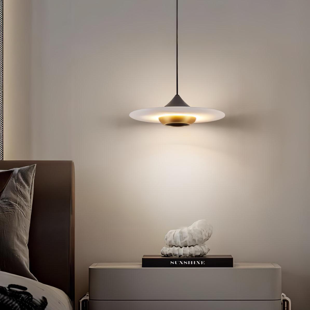 Moderne Hanglamp met Marmerdetails-Ceiling Lights-De Bazelaar