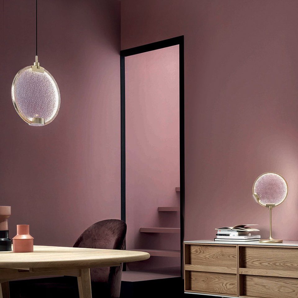 Horo Hanglamp – Elegant Messing & Getint Glas-light decor-De Bazelaar