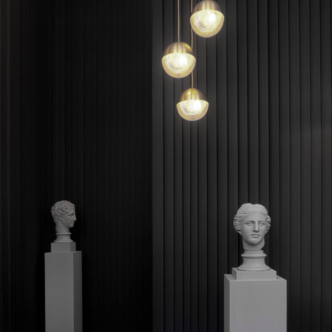 Suspended Lens Flair Hanglamp – Luxe & Innovatief Design-light decor-De Bazelaar