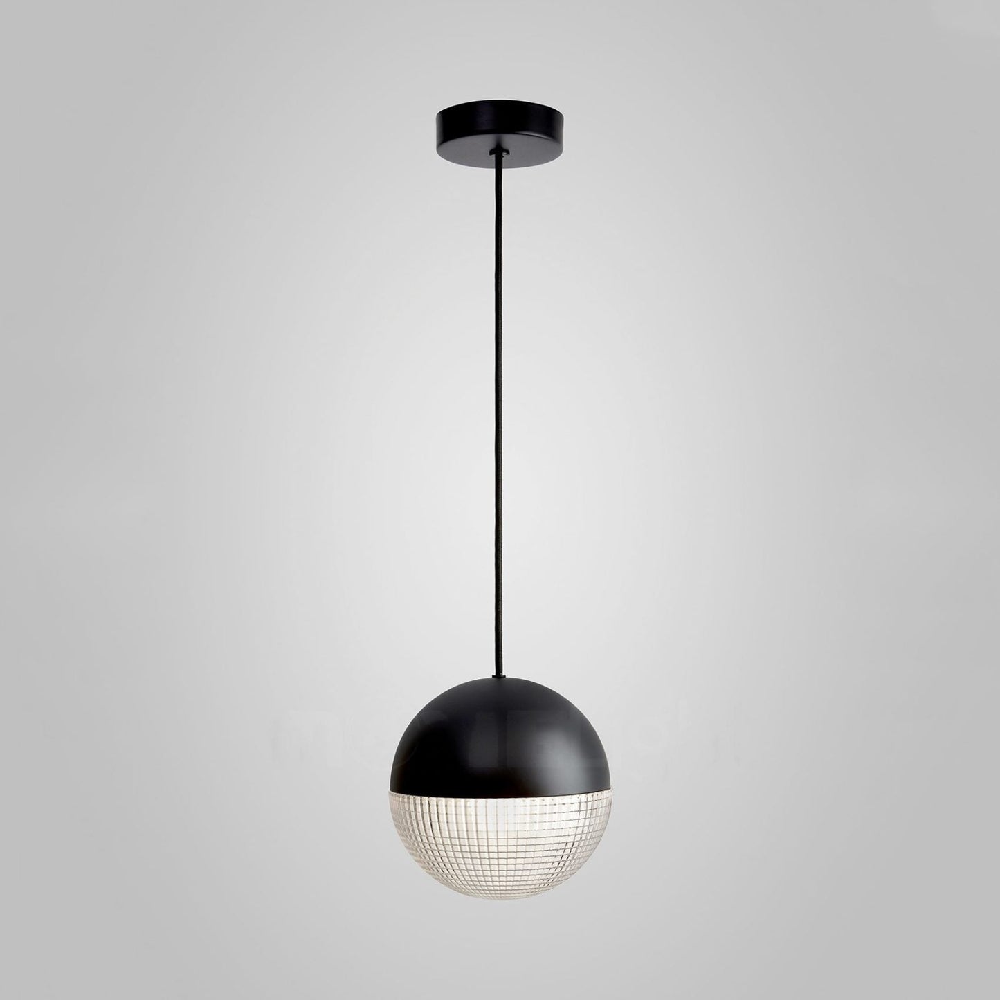 Suspended Lens Flair Hanglamp – Luxe & Innovatief Design-light decor-De Bazelaar