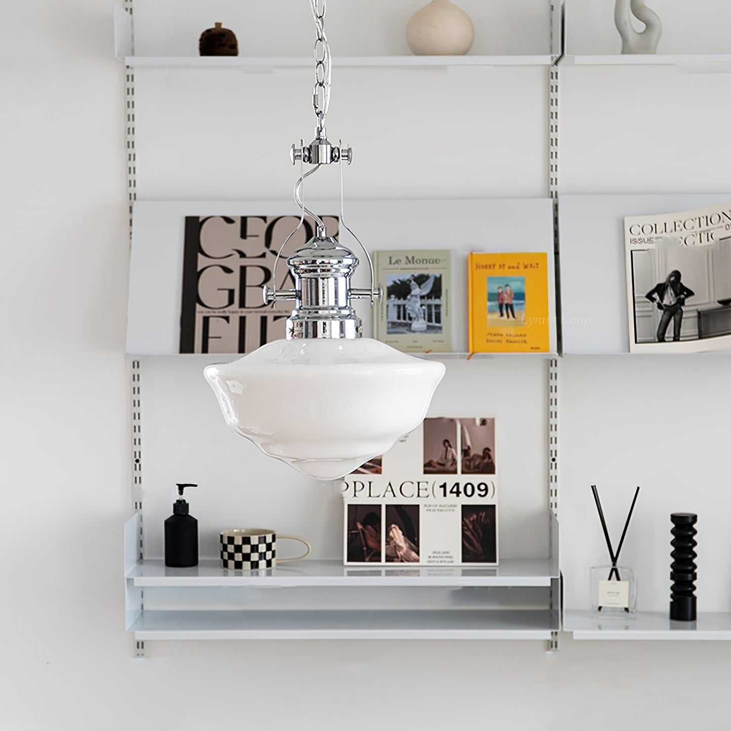 Klassieke School Hanglamp met LED – Tijdloos en Energiezuinig-lamp-De Bazelaar