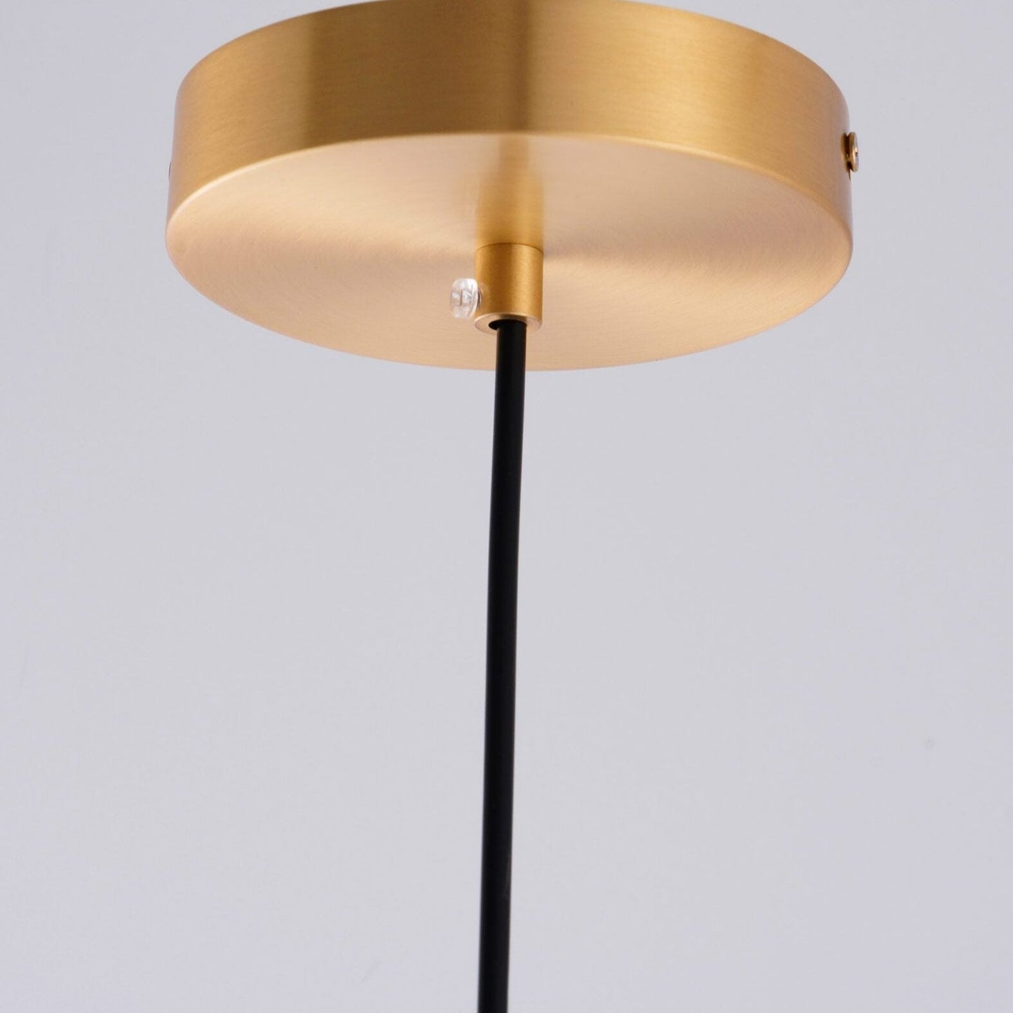 Suspended Lens Flair Hanglamp – Luxe & Innovatief Design-light decor-De Bazelaar