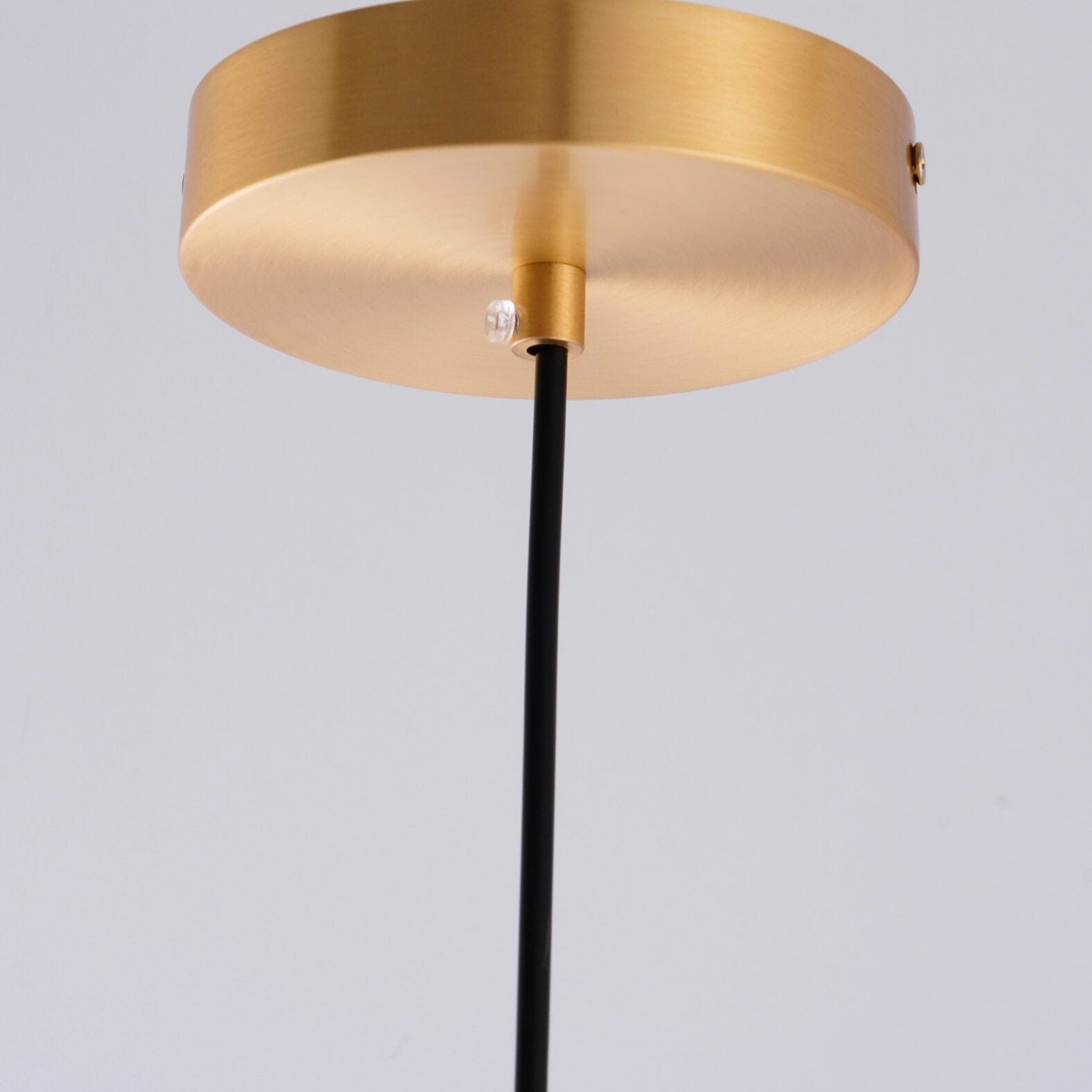 Suspended Lens Flair Hanglamp – Luxe & Innovatief Design-light decor-De Bazelaar