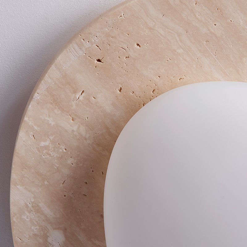 Noordse Plafondlamp van Crème Travertijn-light decor-De Bazelaar