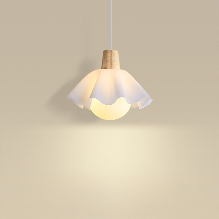 Noordse Houten Hanglamp – Minimalistisch & Verfijnd-light decor-De Bazelaar